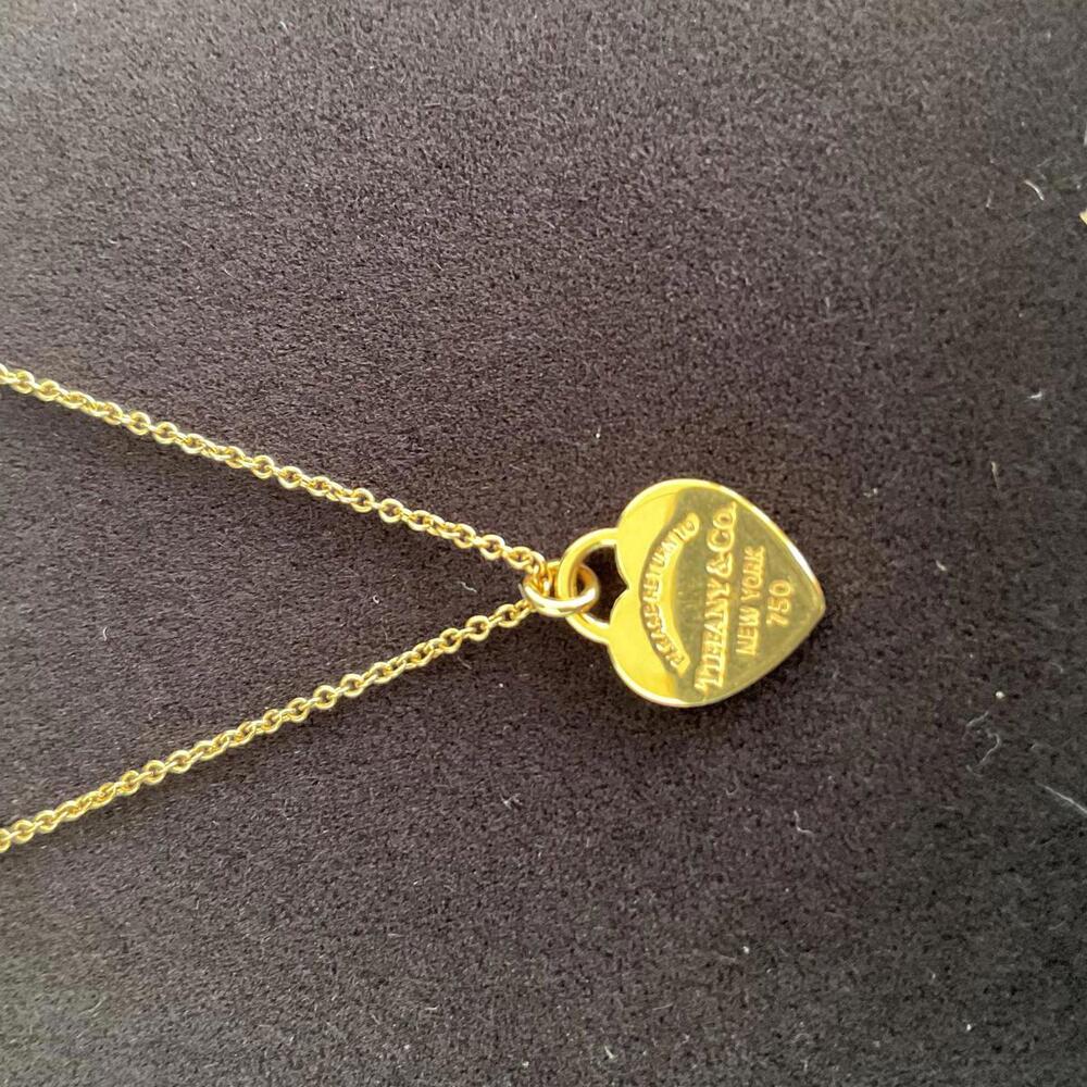 Tiffany & Co. 18K Return to Tiffany Heart tag Necklace Adjustable 16-18” Chain - Picture 2 of 9